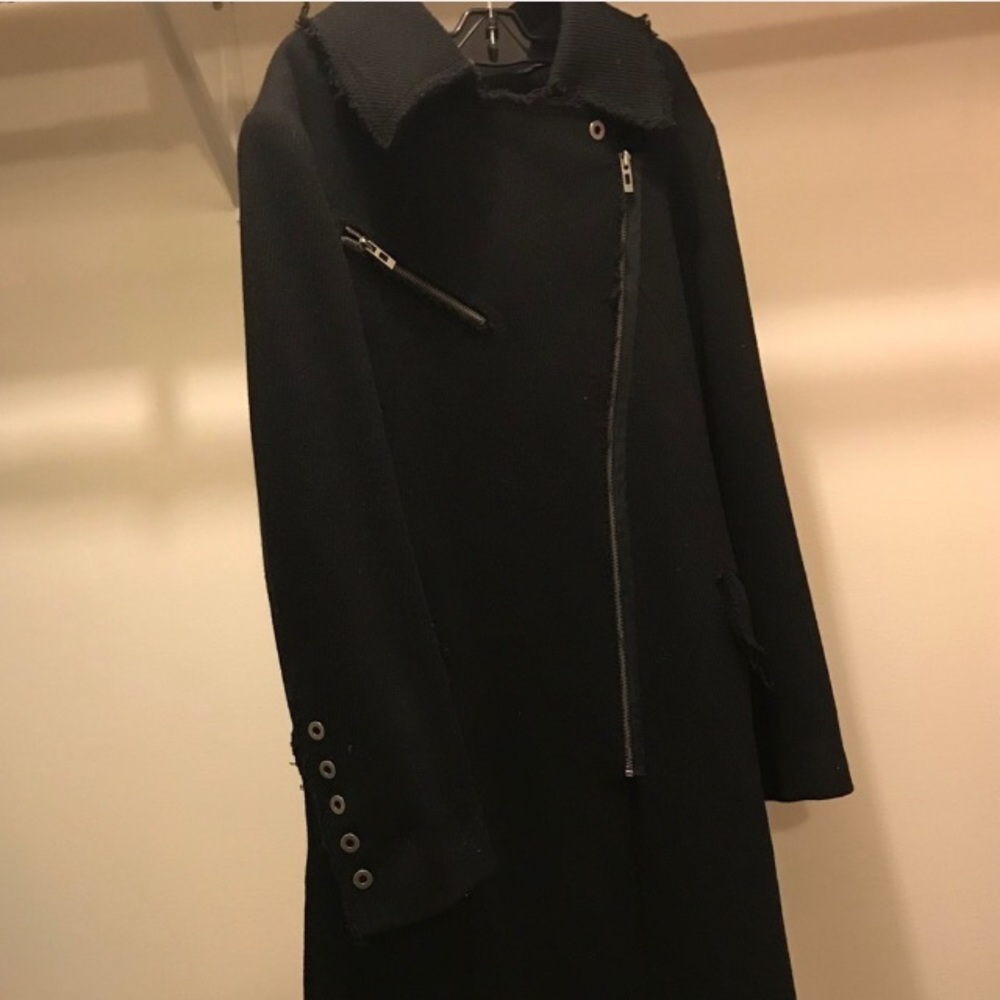 BCBGMAXAZRIA